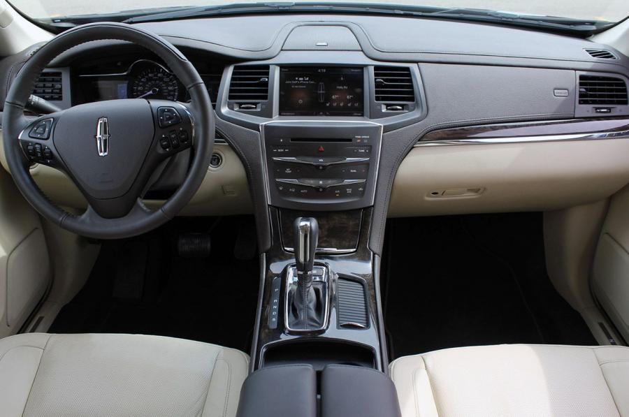  Lincoln MKS EcoBoost 2013 года  (фото 33 из 42)